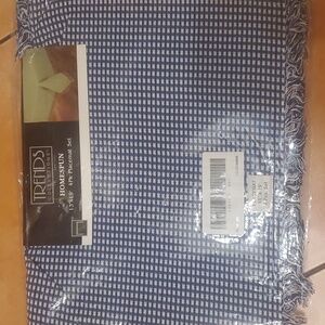 NWT Homespun Cloth Placemats Set of 4